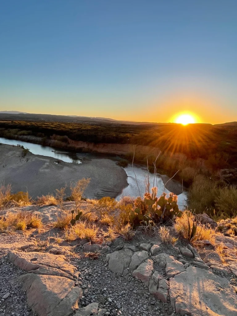 Sunset over Boqillas Canyon